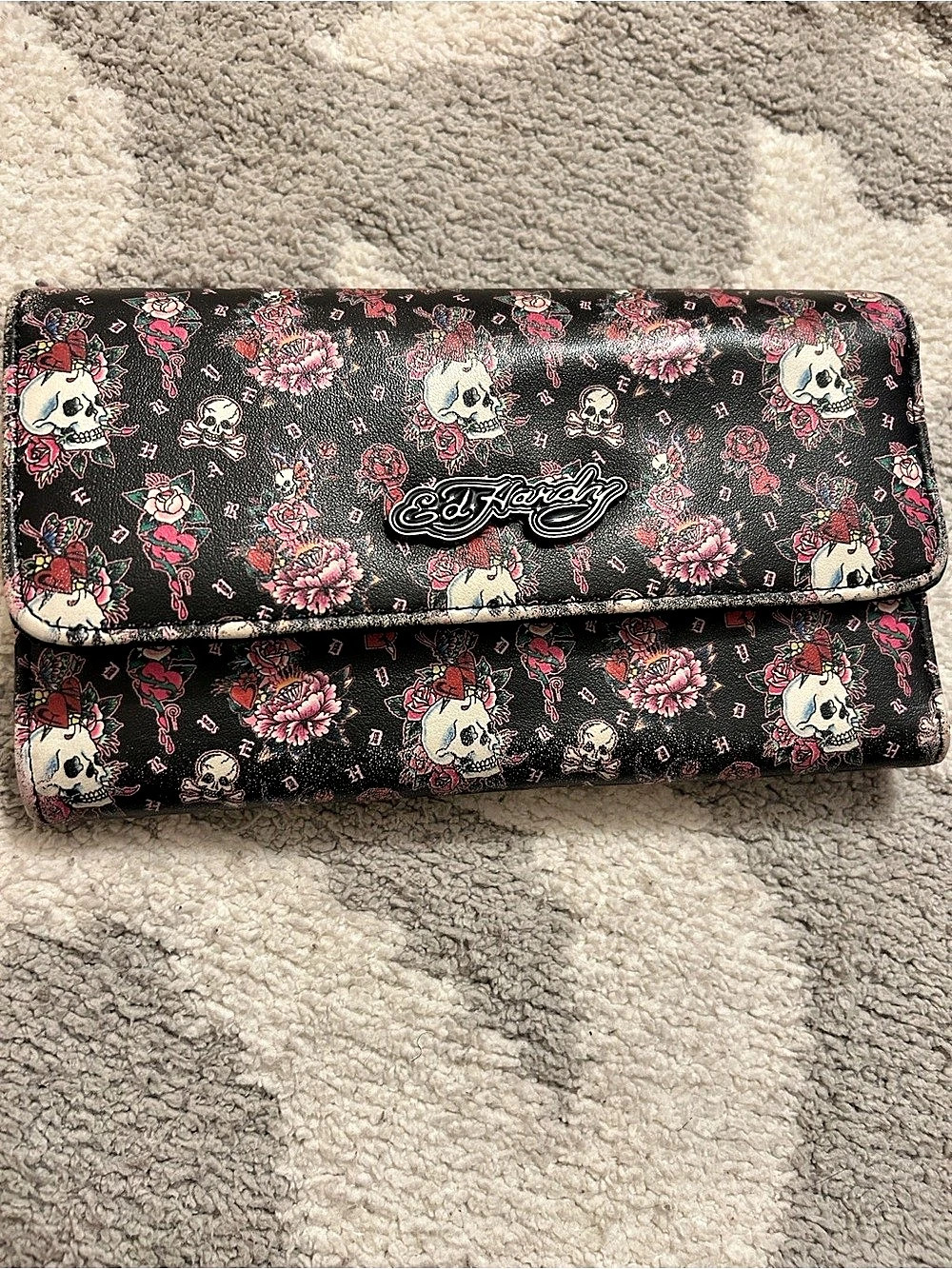 Ed Hardy Floral Print Faux Leather Wallet Black & Pink Skulls, Never used/NoTags